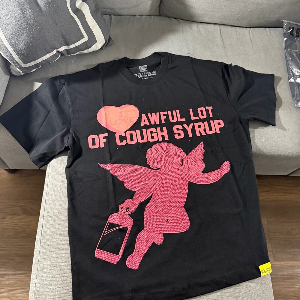 Black and Pink Graphic Men's T-Shirt